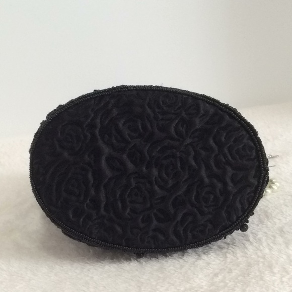 Longboom Black Beaded Handbag - Picture 7 of 10